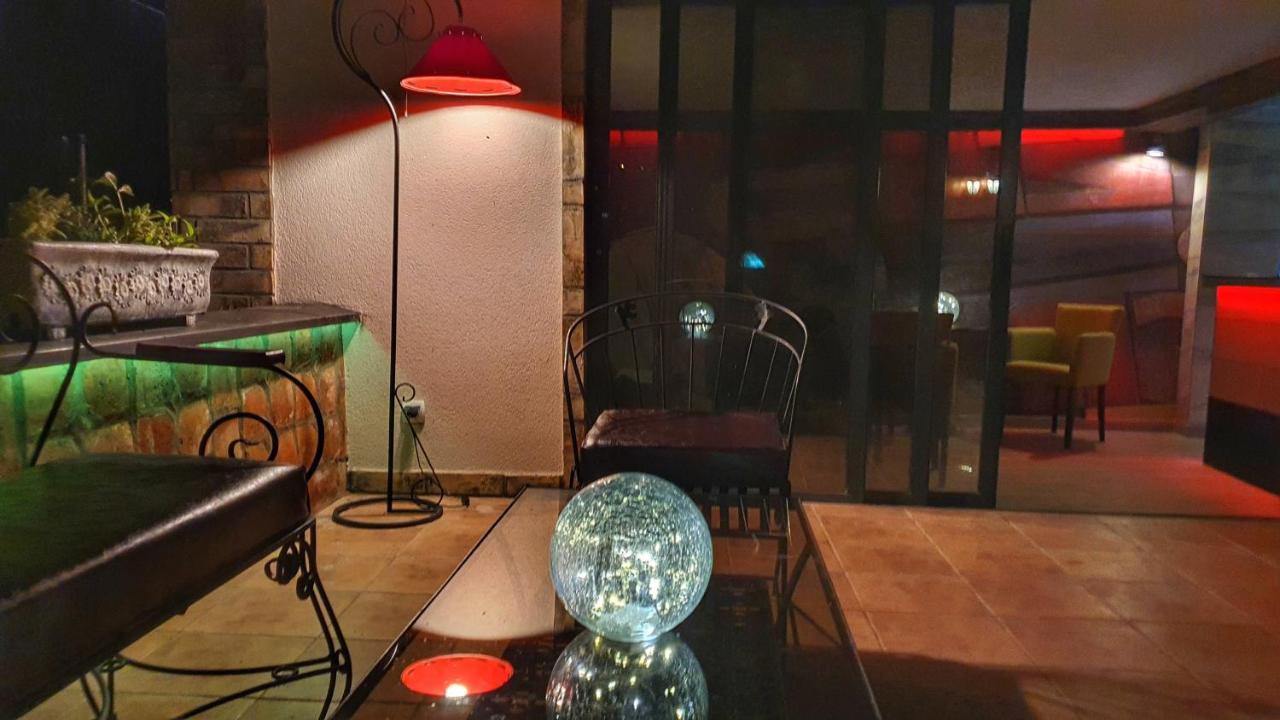 Castello Inn Smederevska Palanka Ngoại thất bức ảnh