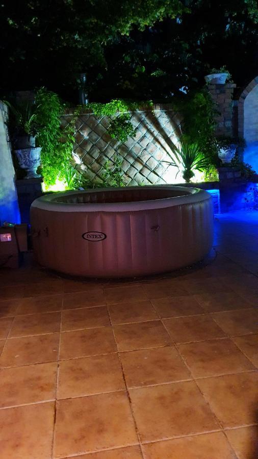 Castello Inn Smederevska Palanka Ngoại thất bức ảnh