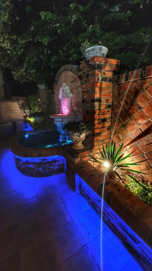 Castello Inn Smederevska Palanka Ngoại thất bức ảnh
