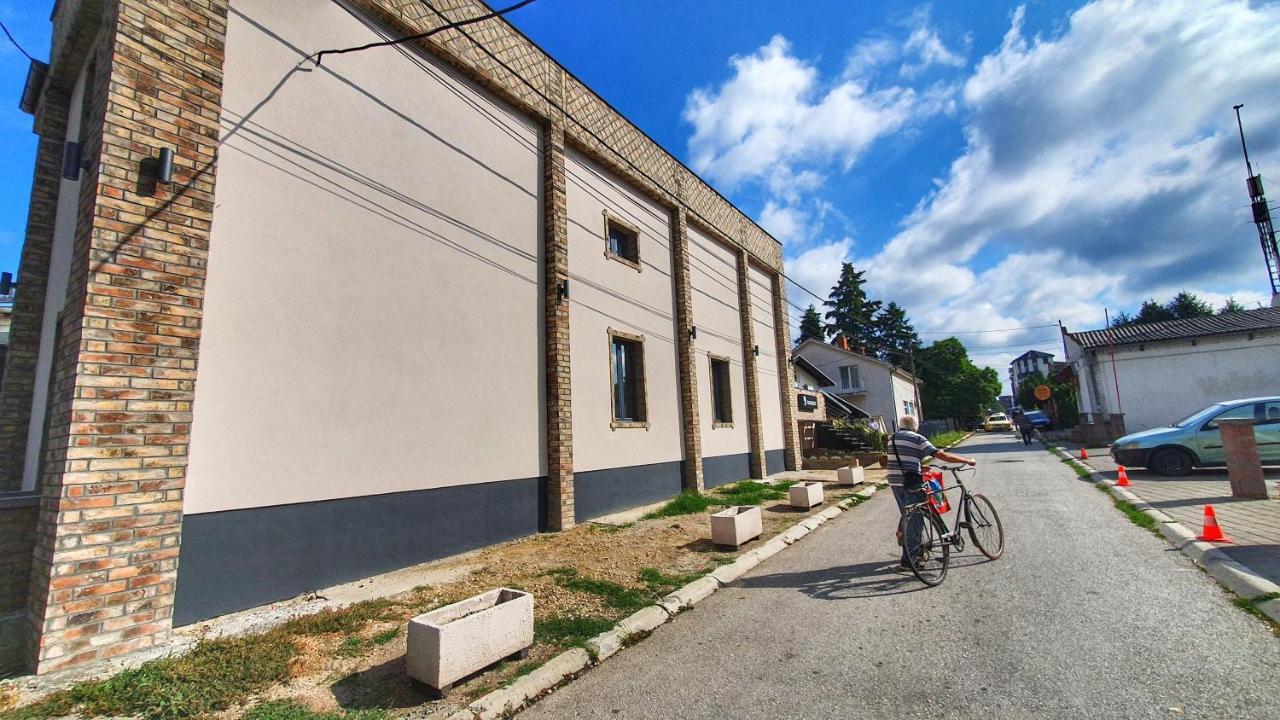 Castello Inn Smederevska Palanka Ngoại thất bức ảnh