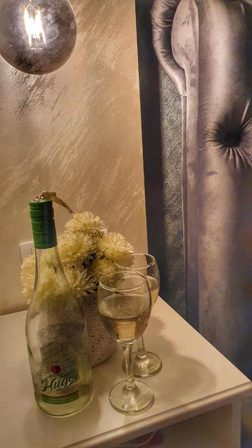 Castello Inn Smederevska Palanka Ngoại thất bức ảnh